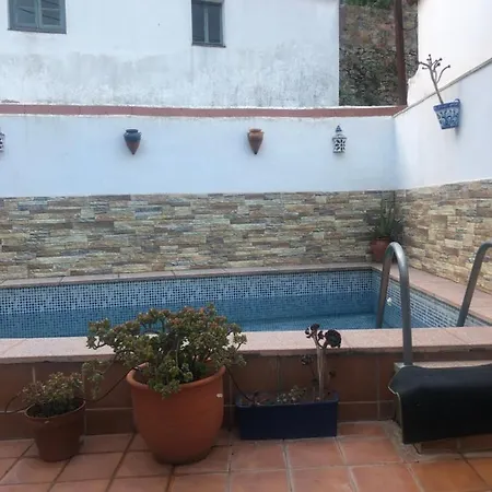Acogedora Casa De Pueblo Con Piscina *